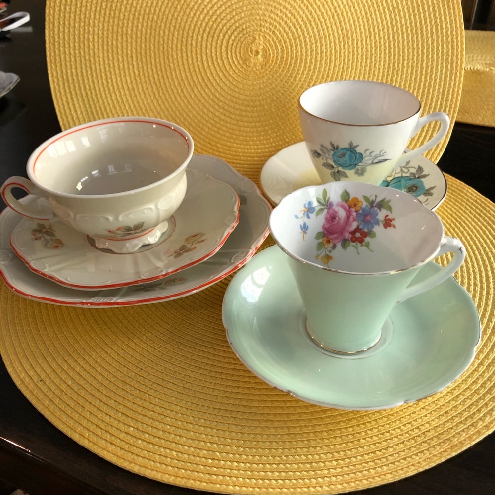 3 Vintage China Tea Cups & Saucers